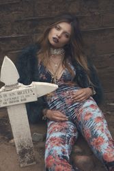 24442808_ChildofWild_LadyMacbethLookbook
