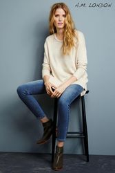 24754783_394-310s.jpg