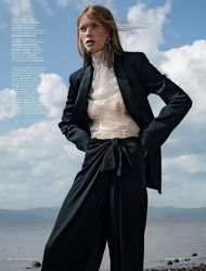24833969_Julia-Hafstrom-by-Sebastian-Kim