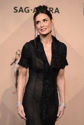 25262136_dmoore300116BZNimage10.jpg