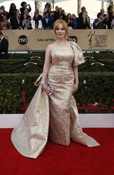 25266462_Christina_Hendricks_10.jpg