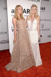25379186_Paris-Hilton--2016-amfAR-New-Yo