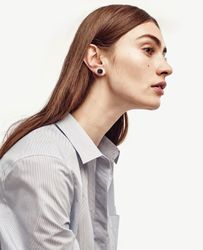 25402465_at61.jpg