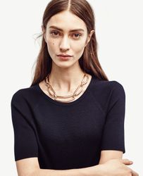 25402467_at63.jpg