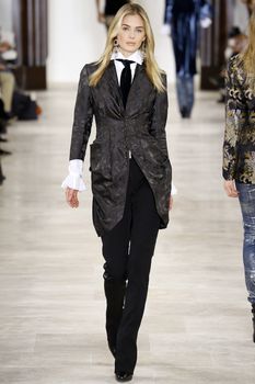 25447153_ralphfw16r_2.jpg