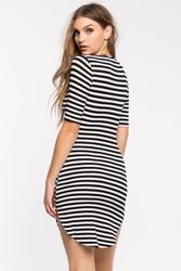 25491727_30010-36199_ZM_8_BACK.jpg