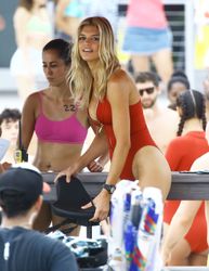 25796071_kellyr040316BZNimage84.jpg