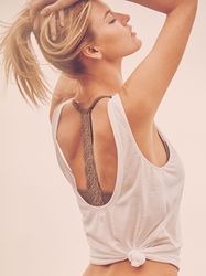 25881531_V576832_CROP1.jpg