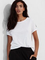 25881883_V579440_CROP1.jpg