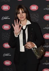26092454_monicab160316BZNimage3.jpg