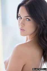 Megan Rain - B Photoset 1