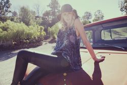 26551147_download_39.jpeg