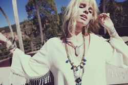 26551148_download_45.jpeg