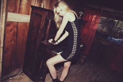 26551305_download_101.jpeg