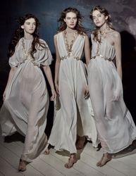 26650445_mariano-vivanco-for-vogue-russi