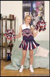 Sophie-M-Cheerleading-for-Your-Meat-Pole-m4vtulei6j.jpg