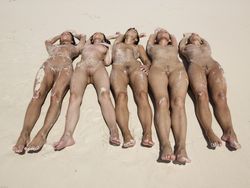 Brigi & Melissa Mediny & Suzie Carina & Zuzanna H & Anna S - Wet & Sandy-t4xg1v2s0l.jpg