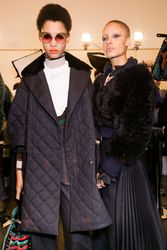 26895695_fendi-bks-a-rf16-5582.jpg