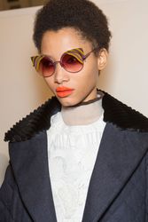 26895702_fendi-bks-z-rf16-1361.jpg