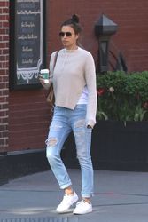 26949761_Irina-Shayk-in-Ripped-Jeans-at-