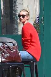26961201_Elsa-Hosk-in-Jeans-and-Red-Swea