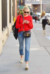 26961202_Elsa-Hosk-in-Jeans-and-Red-Swea