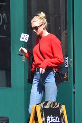 26961205_Elsa-Hosk-in-Jeans-and-Red-Swea