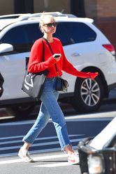 26961208_Elsa-Hosk-in-Jeans-and-Red-Swea