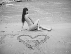 Victoria R - Written In The Sand j4xvx0hvxp