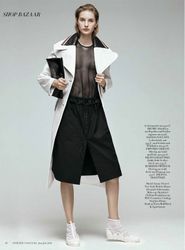 27332077_larissa-page7.jpg