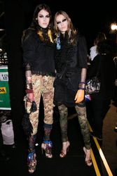 27380943_dsquared2-bks-a-rf16-8806.jpg