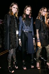 27380947_dsquared2-bks-a-rf16-9012.jpg