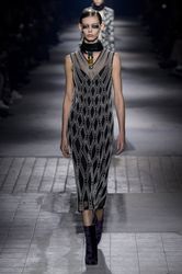 27380986_van-noten-rf16-1627.jpg