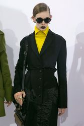 27381000_dior-bks-i-rf16-9397.jpg