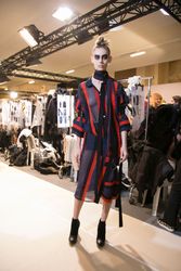 27381042_sacai-bks-m-rf16-1630.jpg