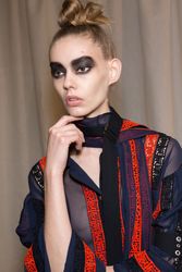 27381049_sacai-bks-z-rf16-8233.jpg