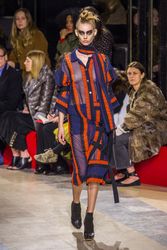 27381052_sacai-rf16-0289.jpg