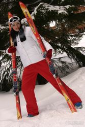 Pavlina - Skiing-75cfvvd12d.jpg