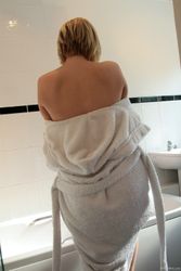 Jenny Jones - Soapy Bath-p5frlx3xqc.jpg