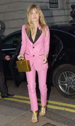 27672196_Georgia-May-Jagger-at-Gucci-Par