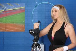 Julia Ann - Photoset 9 45cekp4yec