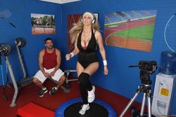 Julia Ann - Photoset 9 c5cekuhgek