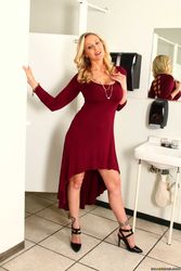Julia Ann & Veronica k5e6n04abv