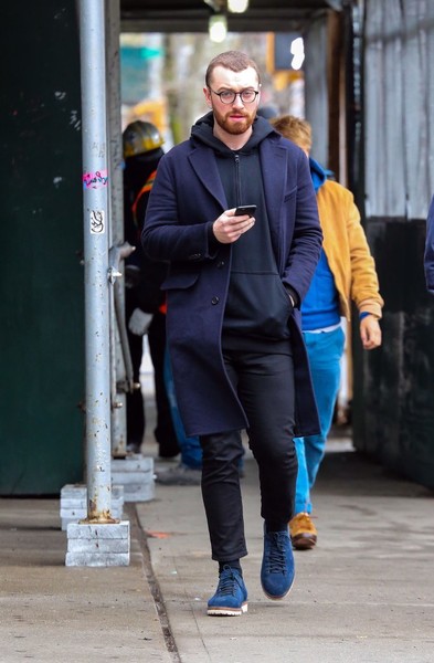 Sam Smith Out And About In NYCOf Vya HFbfk Yl