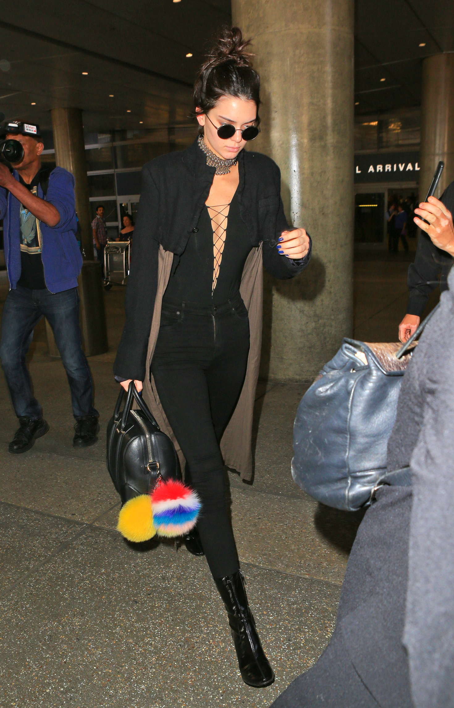 Kendall Jenner at LAX Airport 31