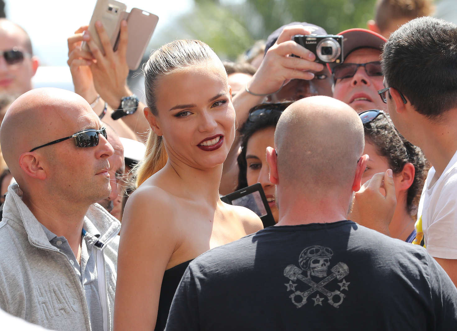 Natasha Poly with fans out in Cannes 03