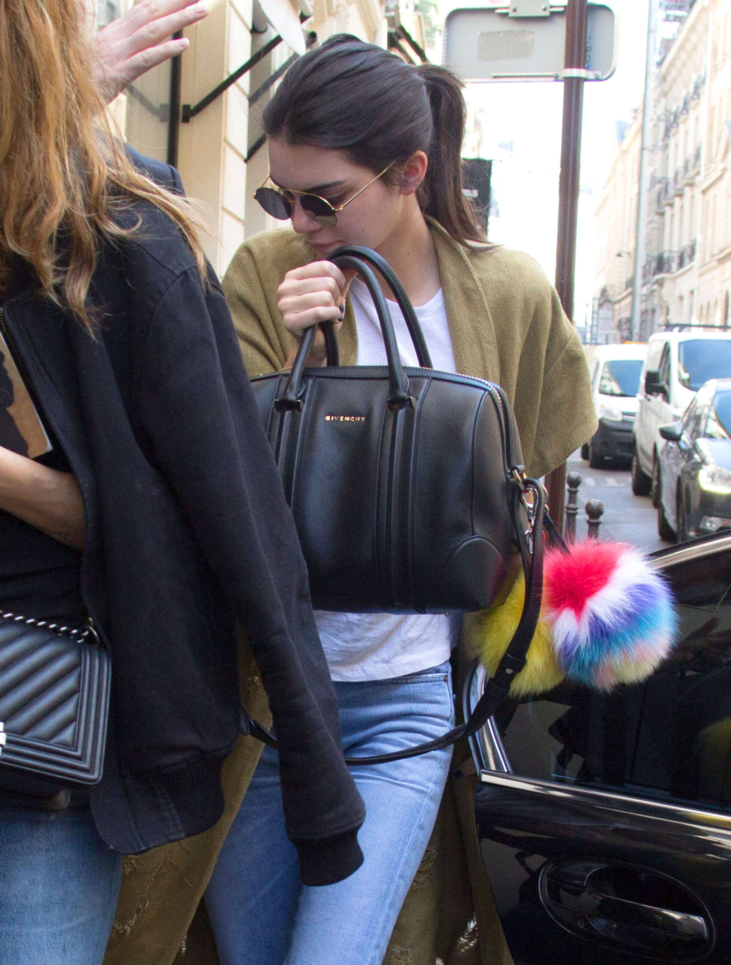 Kendall Jenner in Jeans at Chanel Store 03